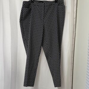 Talbots Black and White Geometric Ankle Pants